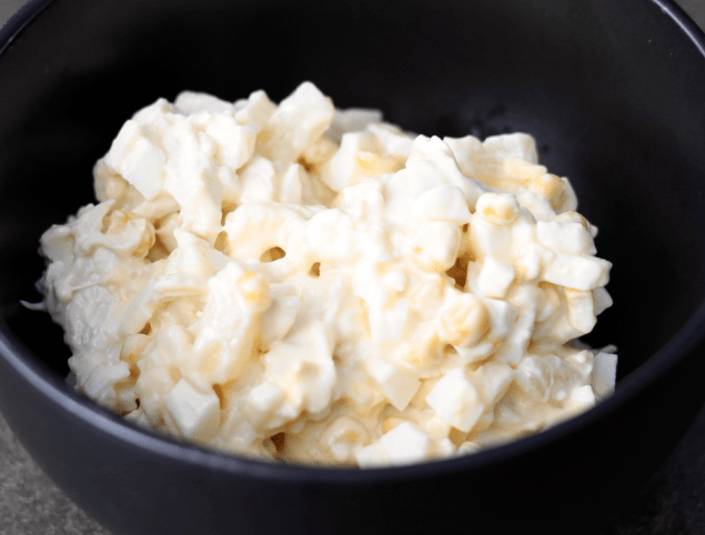 З КУРКОЮ ТА АНАНАСОМ